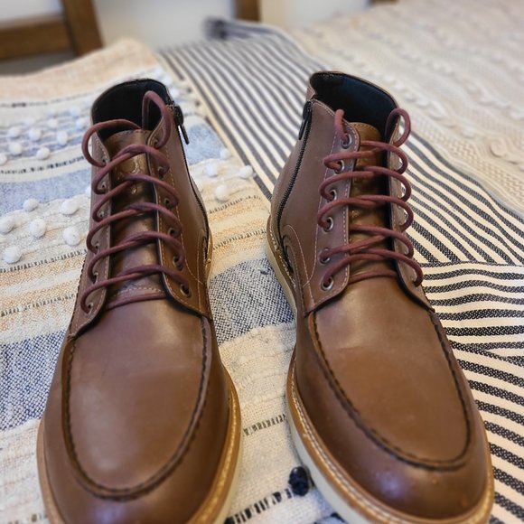 Stockholm Chukka Men's Boot - Picture 6 of 11